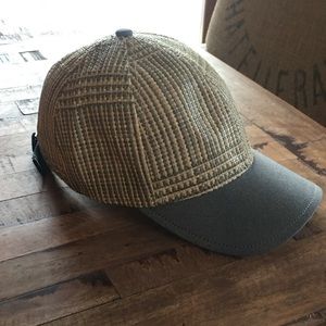 Lululemon hat